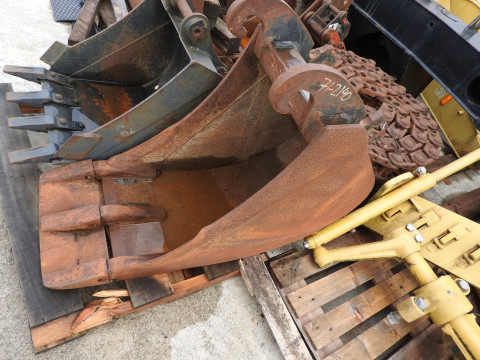 BUCKET HD 457MM CW10